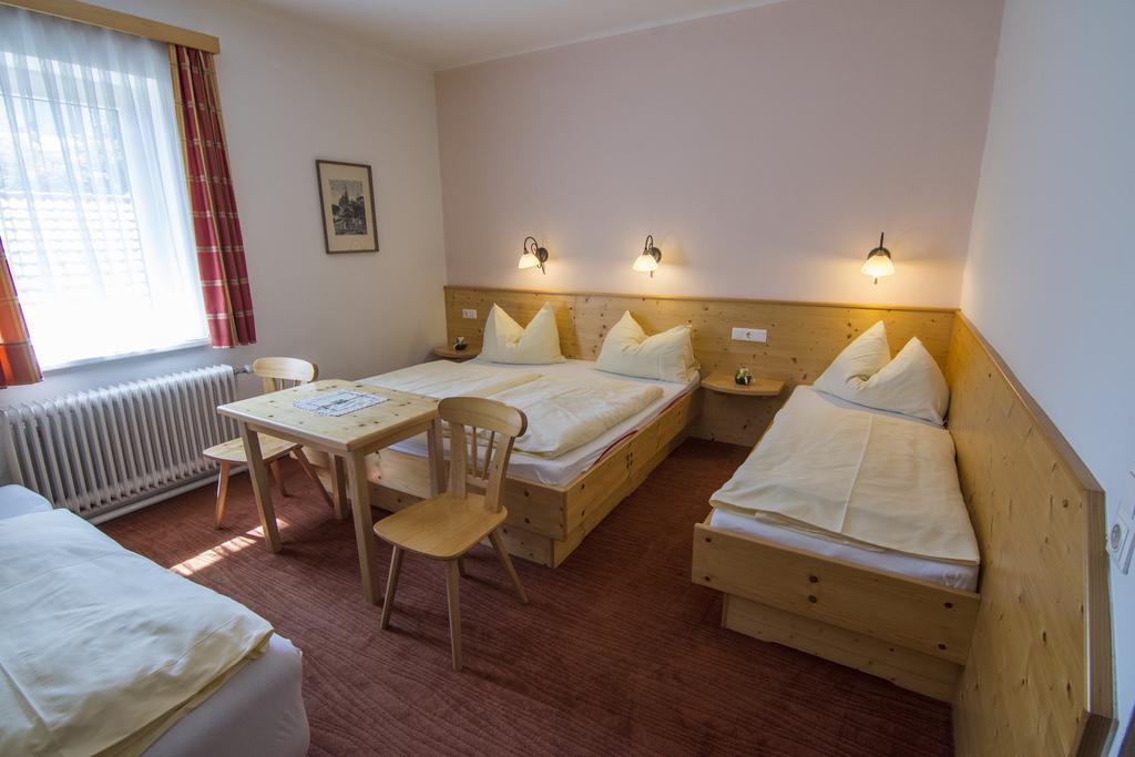 Triebenerhof Hotell Eksteriør bilde